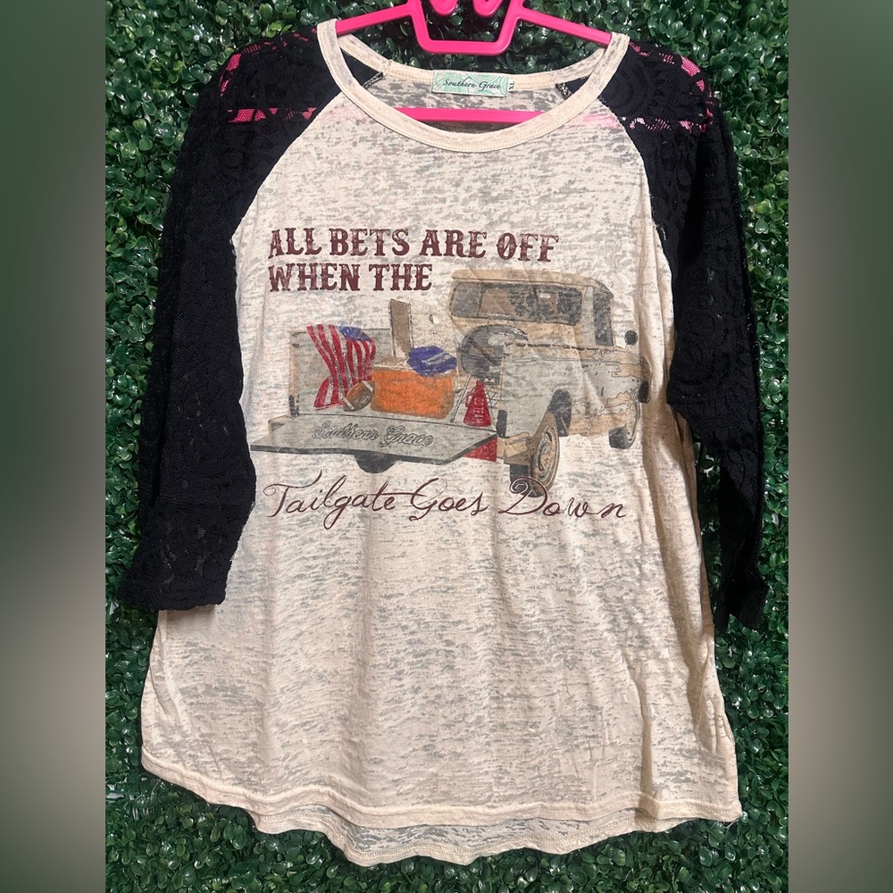 Ragland Cream and Black Graphic Top